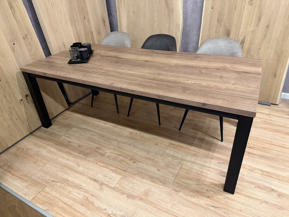 Eettafel Empri