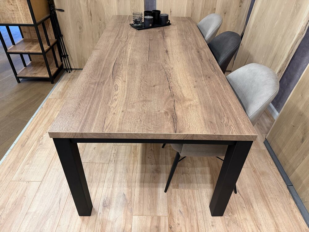 Eettafel Empri