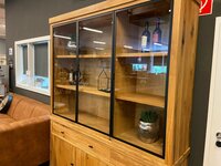 Eikenhouten vitrinekast "Count"