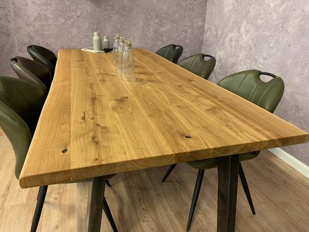Tisch Baumkante
